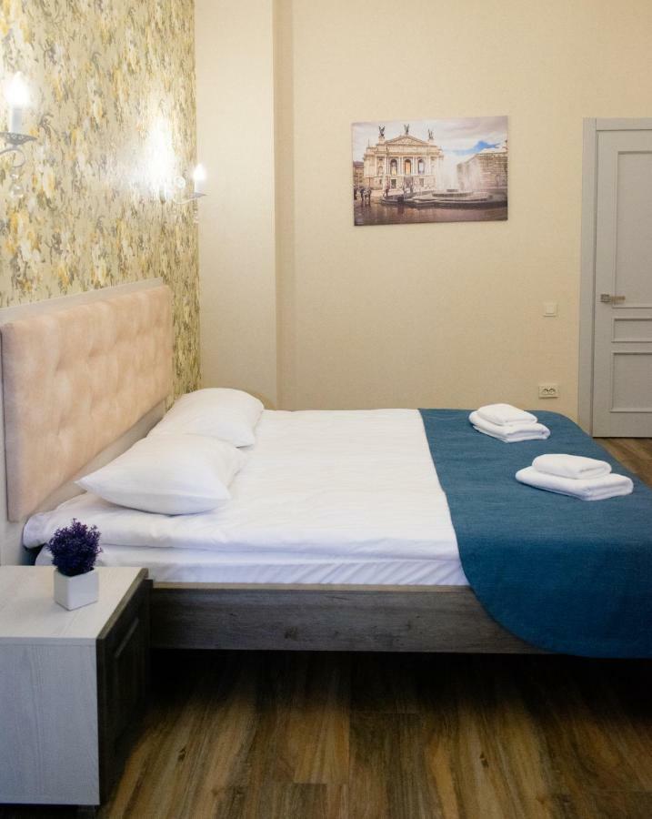 Mini Hotel Barvy Lvova On Kostyushka St. エクステリア 写真